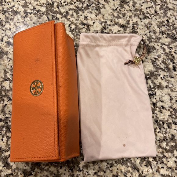 Tory Burch sunglasses - Picture 5 of 5